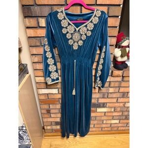Blue velvet long sleeve embroidered kaftan dress